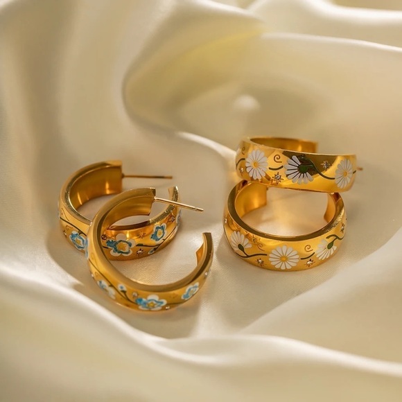 18k Gold Plated Glazed Blue Hoop Earrings - Picture 5 of 7